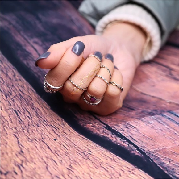 SOLD 9 piece Silver & Purple Stone Midi Rings - Picture 2 of 7